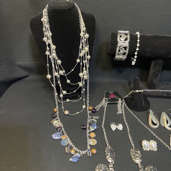 Vintage To Now Lot Silver tone Jewelry Necklace Bracelet Earrings Ring Owl - Picture 4 of 11